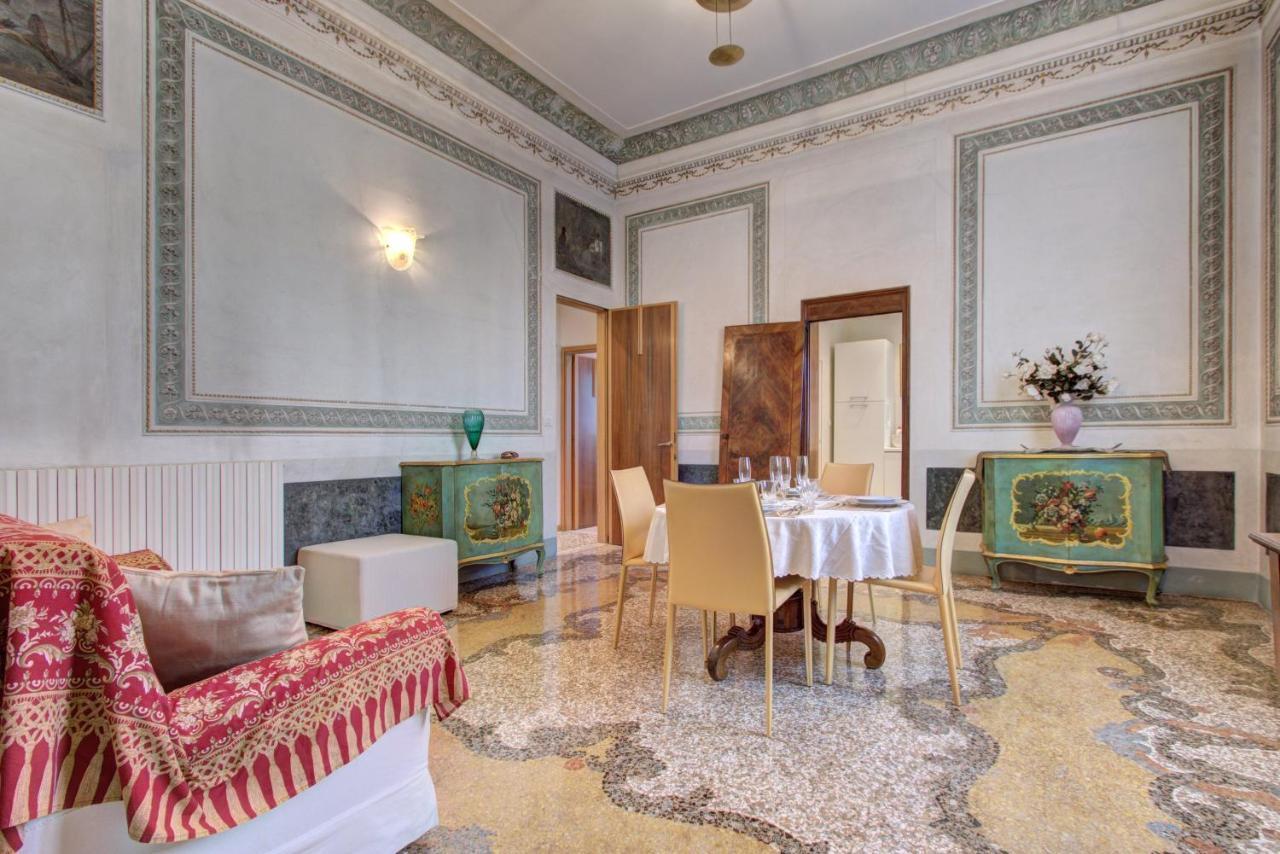 Apartamento Doge Stair, Gorgeous - Bbc Grand 2024 Tour Recorded Here! Venecia